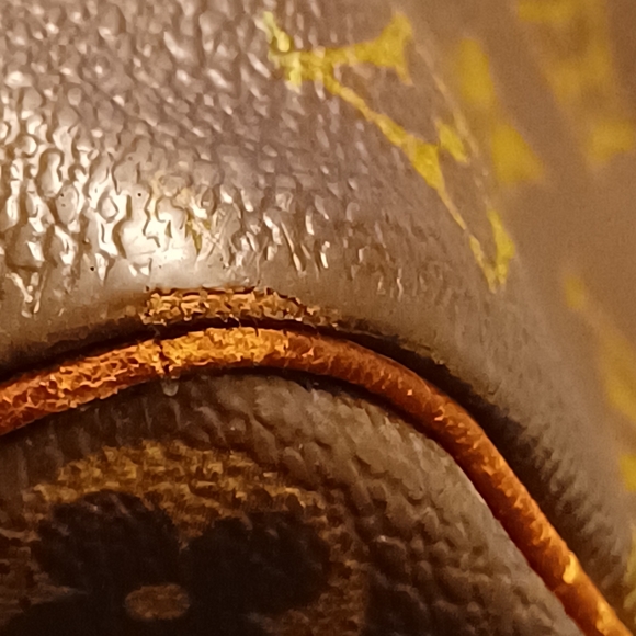 Authentic LV Speedy 35 - Picture 10 of 14